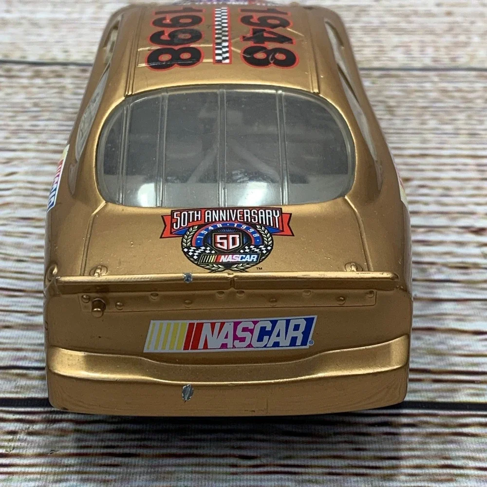 1948-1998 NASCAR 1:24 50th Anniversary Gold Racing Car Diecast Toy‎ Vehicle